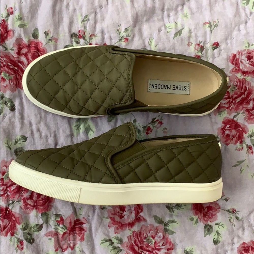 Steve Madden slip on sneaker flats